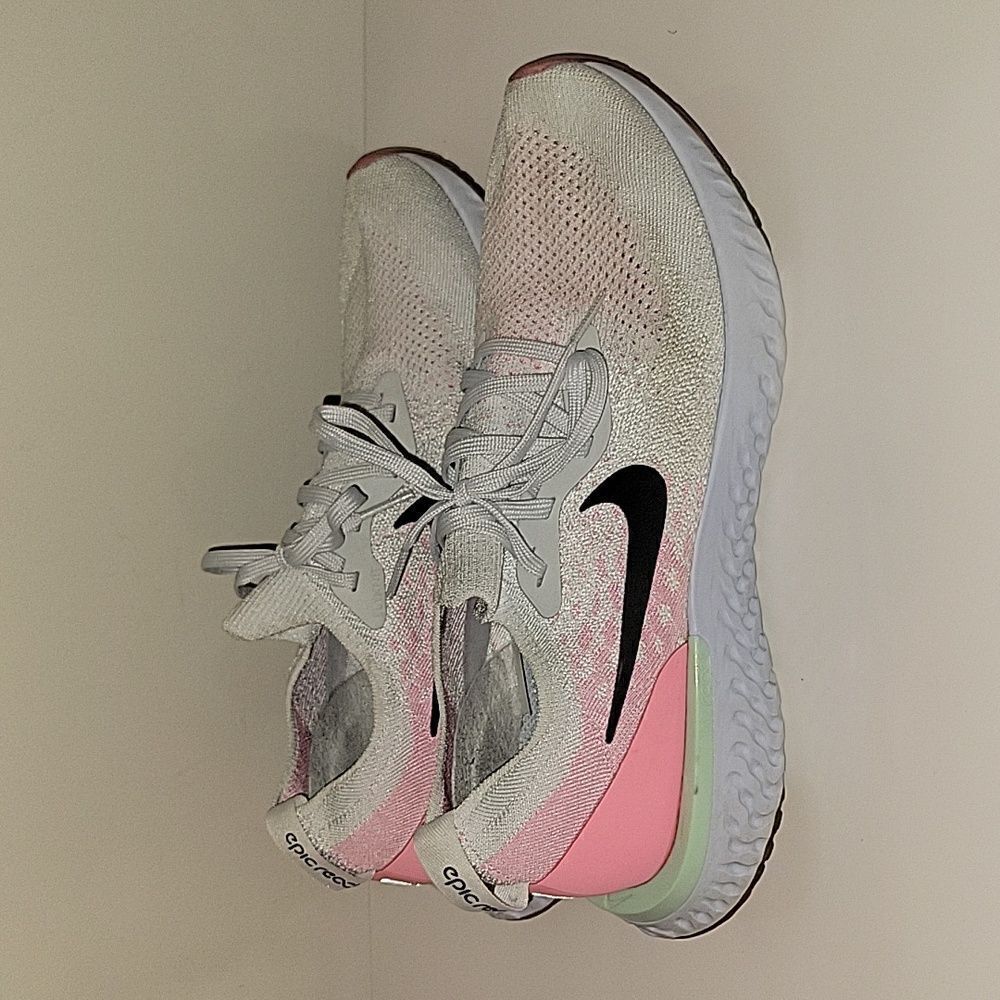 Nike Men's Epic React Flyknit Shoes Pink Beam AQ0067-007 Mens Size 10